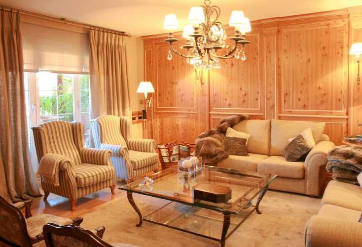 Fotografia tomada fuera de Carpinteria Greluz SL - Carpintero en Alicante, Alicante