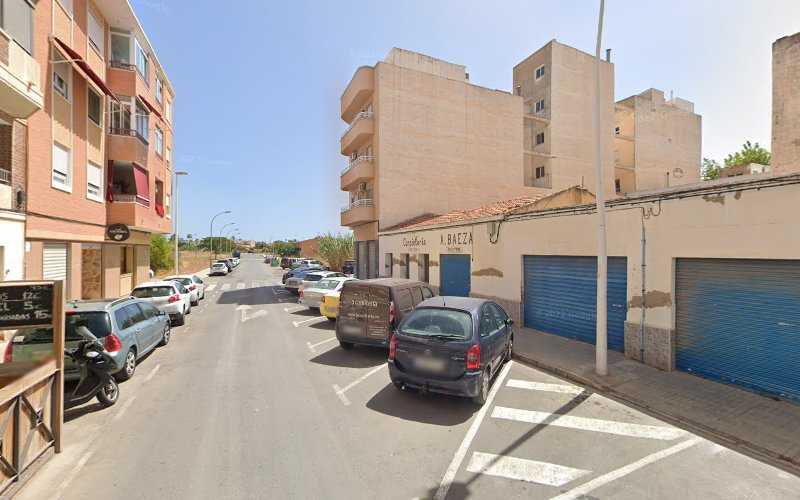 Fotografia tomada fuera de Carpinteria Antonio Baeza - Carpintería en Elche, Alicante