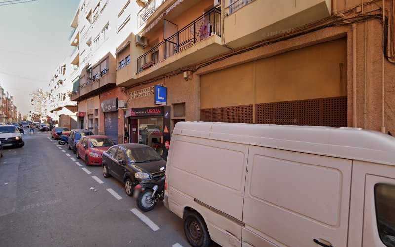 Fotografia tomada fuera de Artecocina - Carpintero en Alicante, Alicante