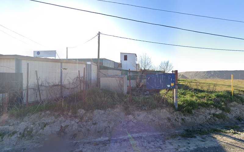 Fotografia tomada fuera de Meyga Decoraciones Trabajos de Carpinteria en Fuenlabrada - Fábrica de muebles en Fuenlabrada, Madrid