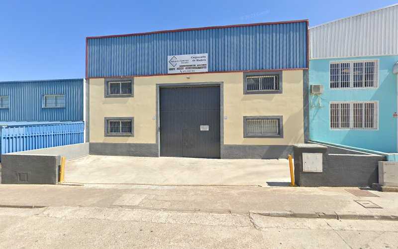 Fotografia tomada fuera de Carpintería de Madera Antonio Jiménez - Carpintería en Fernán Núñez, Córdoba