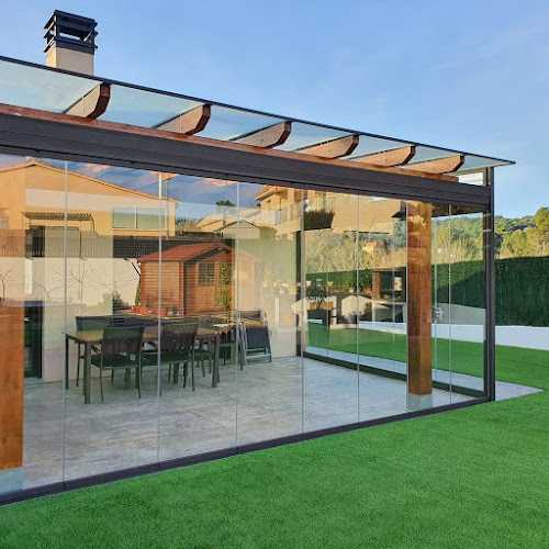 Fotografia tomada fuera de Viparo Exteriores - Carpintería metálica y de aluminio en Esparreguera, Barcelona