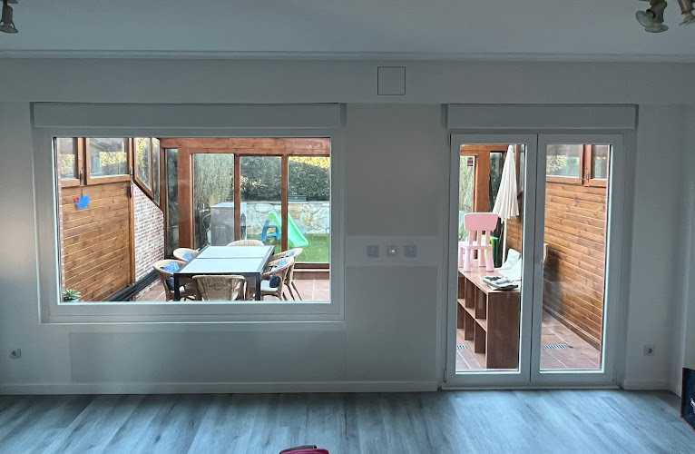 Fotografia tomada fuera de Ventanas Incimar - Carpintería metálica y de aluminio en Avilés, Asturias