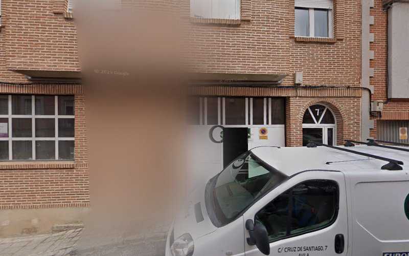 Fotografia tomada fuera de Cobal - Carpintería metálica y de aluminio en Ávila, Ávila