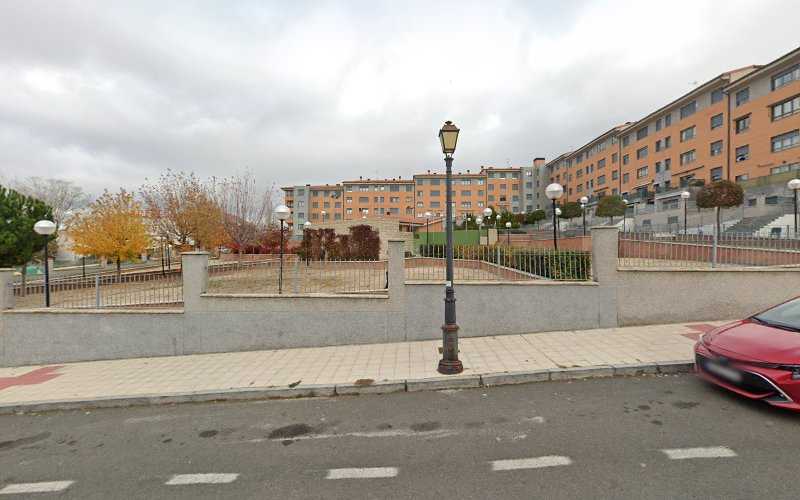 Fotografia tomada fuera de ALUMINIOS DAVID - Carpintería metálica y de aluminio en Ávila, Ávila