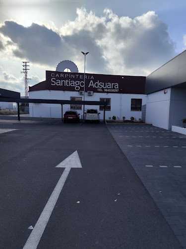 Fotografia tomada fuera de Carpintería Santiago Adsuara - Fabricant de mobles en Villarreal, Castellón
