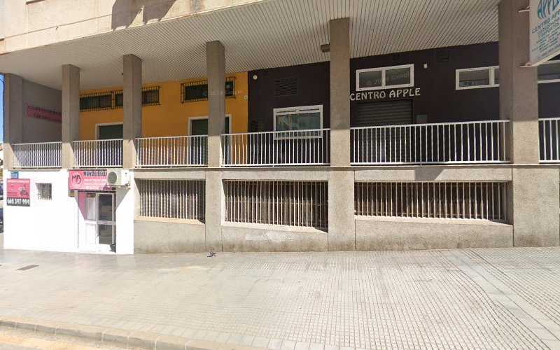 Fotografia tomada fuera de Carpintería Ebanistería Crespo - Ebanista en Málaga, Málaga