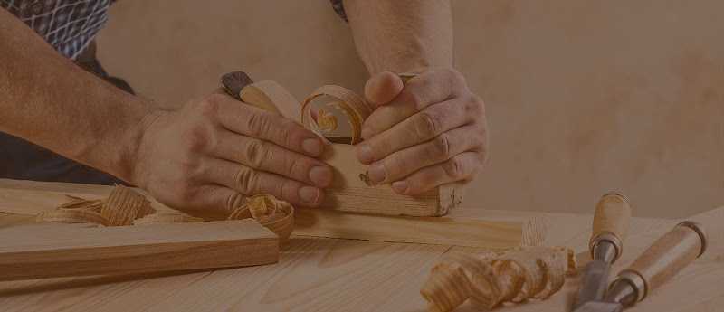Fotografia tomada fuera de Carpintería Enrique González - Carpintero en Nerja, Málaga