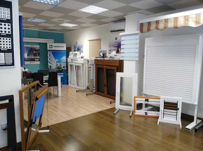 Fotografia tomada fuera de Aluminios G. Trujillo - Carpintería metálica y de aluminio en Alzira, Valencia