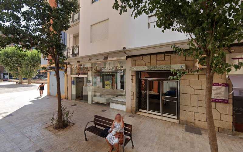 Fotografia tomada fuera de Persianas Ríos - Carpintería metálica y de aluminio en Alzira, Valencia