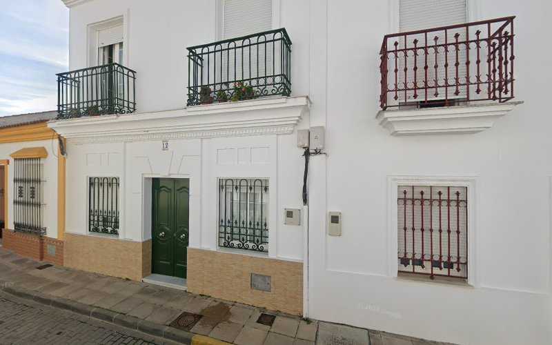 Fotografia tomada fuera de Talleres San Juan Bautista Sl - Carpintería metálica y de aluminio en Alosno, Huelva