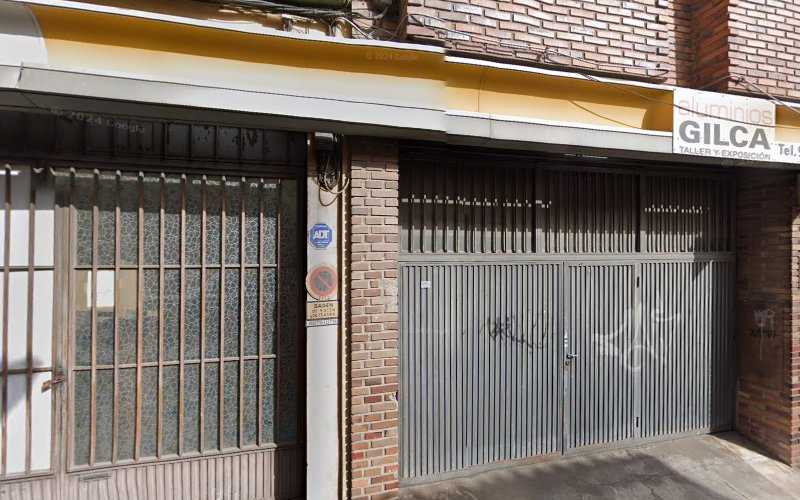 Fotografia tomada fuera de Aluminios Gilca - Carpintería metálica y de aluminio en Zaragoza, Zaragoza