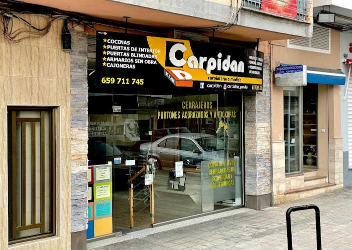 Fotografia tomada fuera de CARPIDAN - Carpintería en Gandia, Valencia