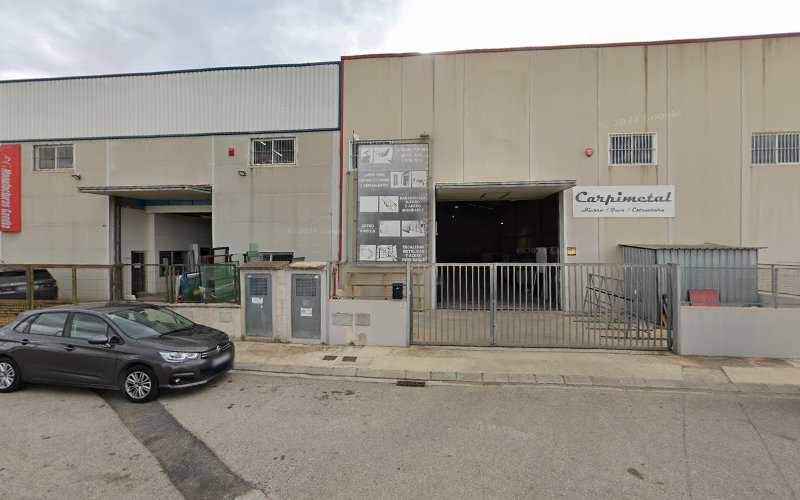 Fotografia tomada fuera de CARPIMETAL MONTAJES S.L. - Carpintería metálica y de aluminio en Almoines, Valencia