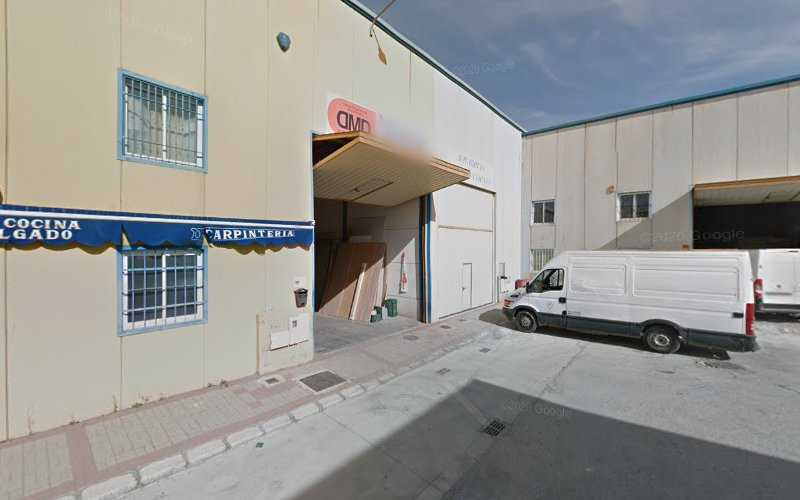 Fotografia tomada fuera de Todo Madera Delgado - Furniture manufacturer en Guadix, Granada