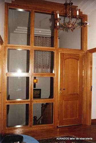 Fotografia tomada fuera de Adrados Ebanistería - Ebanista en Valladolid, Valladolid