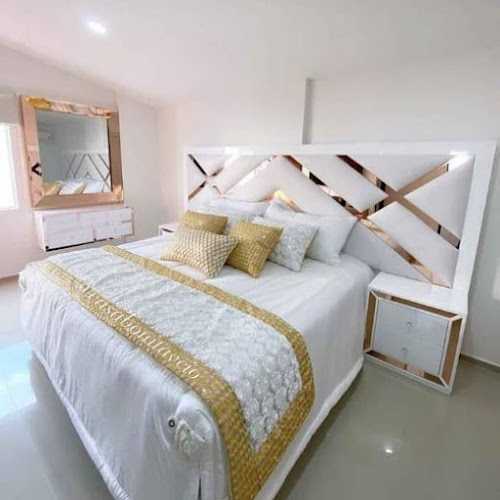 Fotografia tomada fuera de Carpi Muebles - Carpintero en Aguadulce, Almería