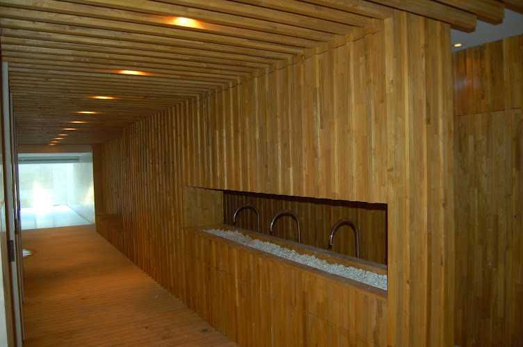 Fotografia tomada fuera de FUSTERIA I MOBLES FERMÍ,S.L. - Carpintero en Cassà de la Selva, Girona