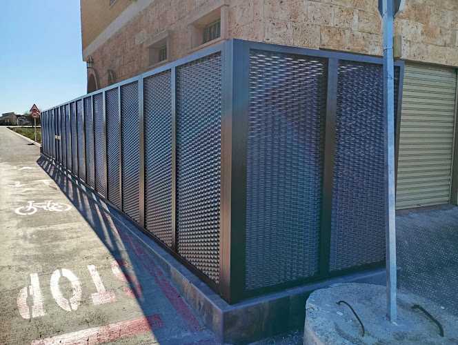 Fotografia tomada fuera de Alumarve - Carpintería metálica y de aluminio en Callosa de Segura, Alicante