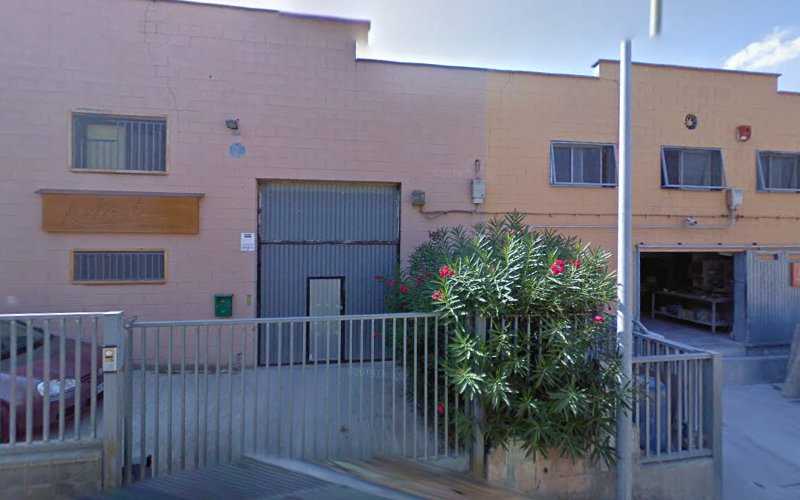 Fotografia tomada fuera de Carpintería Ebanistería Martínez - Tienda de armarios en Caldes de Montbui, Barcelona