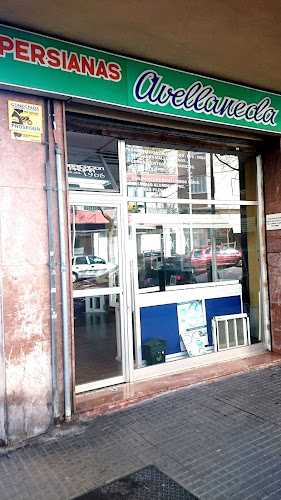 Fotografia tomada fuera de Persianas Avellaneda (Abellnova S.L.) - Instalación de persianas en Palma, Baleares