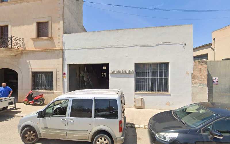 Fotografia tomada fuera de jaume maimó sl - Carpintería metálica y de aluminio en Llucmajor, Baleares