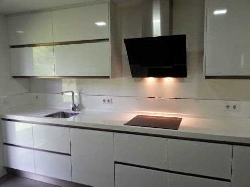 Fotografia tomada fuera de Mobiliario Integral Rosell - Fábrica de muebles en Santo Domingo de la Calzada, La Rioja