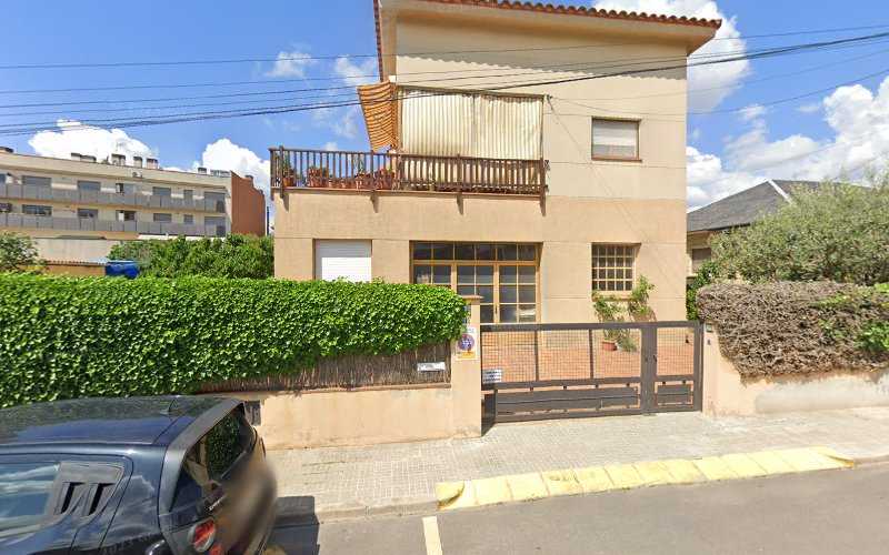 Fotografia tomada fuera de Fusteria Andreu Fusters - Carpintero en Llinars del Vallès, Barcelona