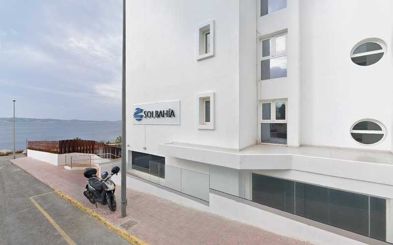 Fotografia tomada fuera de Wood Vibes Ibiza - Carpintería en Sant Antoni de Portmany, Baleares