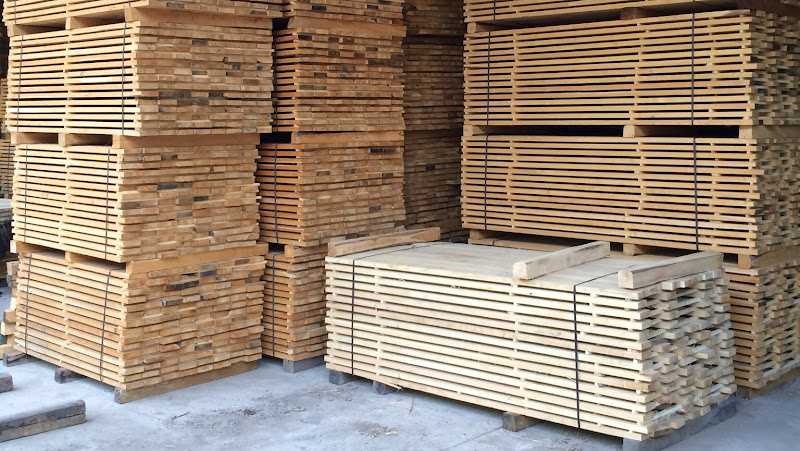 Fotografia tomada fuera de ASERRADERO DEL MOLINO, S.L.U. - Aserradero en Montemayor del Rio, Salamanca