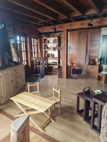 Fotografia tomada fuera de Libaya - Carpintería en Quintanar de la Sierra, Burgos