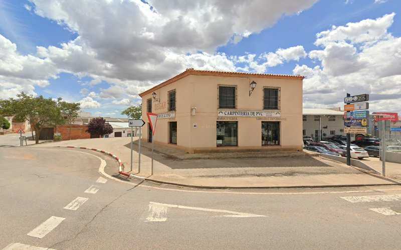 Fotografia tomada fuera de Cristalería Degar - Carpintería metálica y de aluminio en Villanueva de los Infantes, Ciudad Real