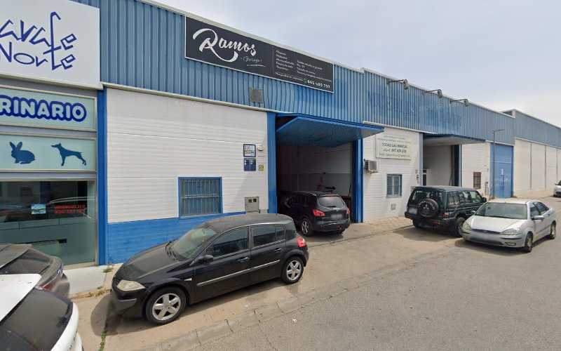 Fotografia tomada fuera de Talleres Ramos - Taller de reparación de automóviles en Valencina de la Concepción, Sevilla