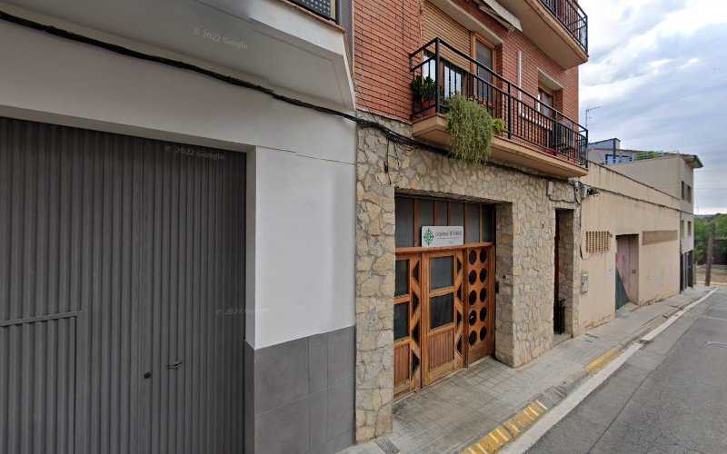 Fotografia tomada fuera de Carpintería Tostado - Oficinas de empresa en Santa Margarida de Montbui, Barcelona