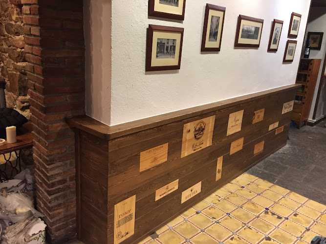 Fotografia tomada fuera de Moblart Fusters - Carpintería en Ripoll, Girona