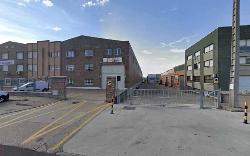 Fotografia tomada fuera de Carpintería y ebanistería SRF - Ebanista en Valladolid, Valladolid