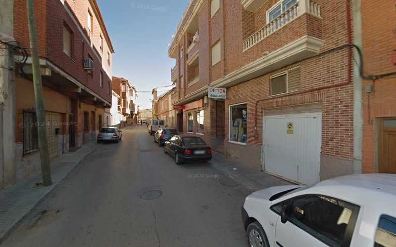 Fotografia tomada fuera de Ferrallas Quintanar S L - Carpintería metálica y de aluminio en Quintanar del Rey, Cuenca