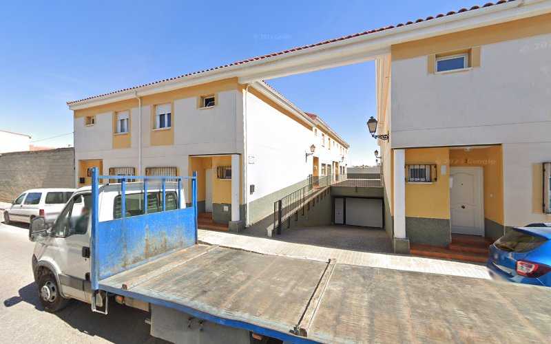 Fotografia tomada fuera de Carpintería F.B - Carpintero en Tomelloso, Ciudad Real