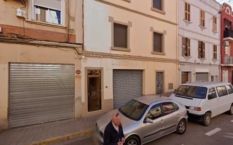 Fotografia tomada fuera de J. J. Company Sanchís - Carpintería metálica y de aluminio en Mislata, Valencia