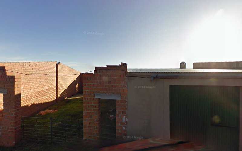 Fotografia tomada fuera de Carpintería Ebanistería Dominguez - Carpintería en Garrovillas, Cáceres