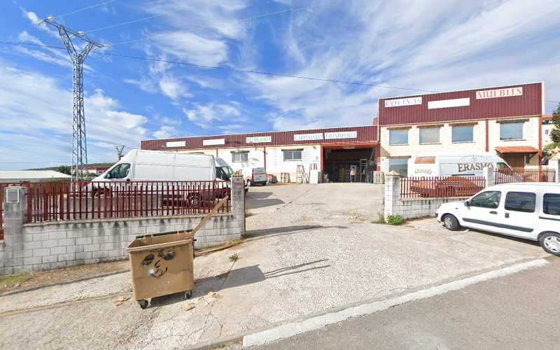 Fotografia tomada fuera de Carpintería Ebasnitería Erasmo - Carpintería en Jaraíz de la Vera, Cáceres