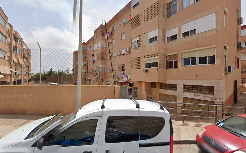 Fotografia tomada fuera de Carpintería metálica Pérez - Carpintería metálica y de aluminio en Melilla, Melilla