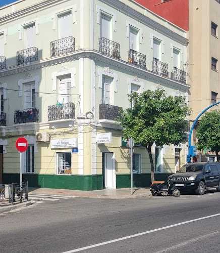 Fotografia tomada fuera de Aluminios y pvc la fontana - Proveedor de aluminio en Melilla, Melilla
