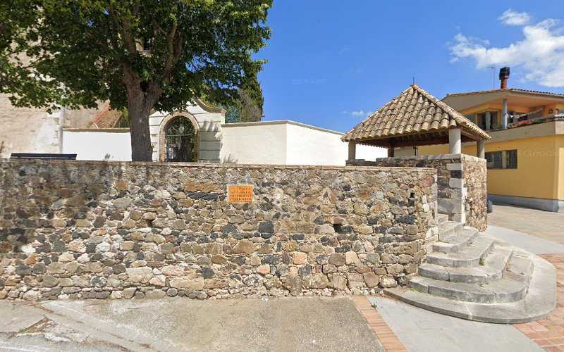 Fotografia tomada fuera de Fusteria Cubarsí, Cb - Carpintero en Estanyol, Girona