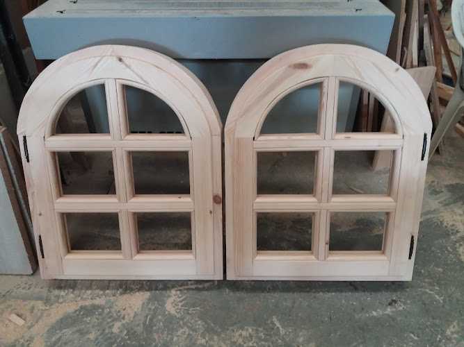 Fotografia tomada fuera de Carpintería Miguel Pañart - Carpintero en Aínsa, Huesca