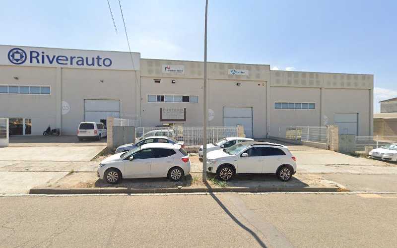 Fotografia tomada fuera de Fusters Martí - Carpintería en Campredó, Tarragona