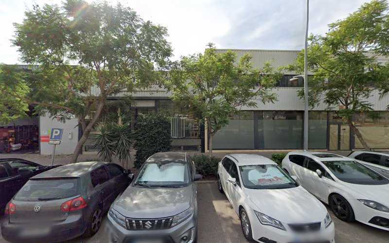 Fotografia tomada fuera de Cerramientos METALBA - Metalwork en Puebla de Vícar, Almería