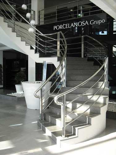 Fotografia tomada fuera de TECNOMETALICA, SL - Carpintería metálica y de aluminio en Marratxí, Baleares