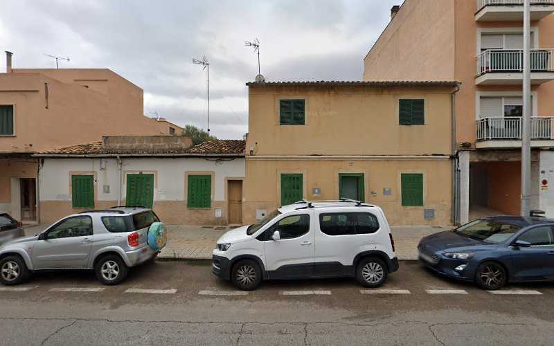 Fotografia tomada fuera de Fu-Ze Aluminios sl - Carpintería metálica y de aluminio en Palma, Baleares