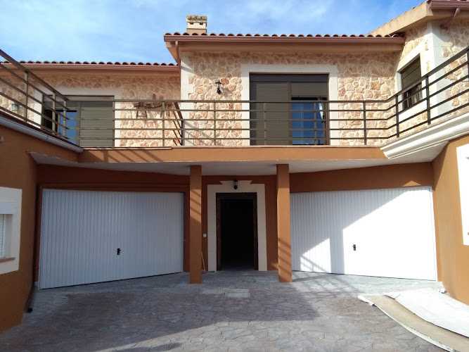 Fotografia tomada fuera de Aluminios Vivero - Carpintería metálica y de aluminio en Palma, Baleares